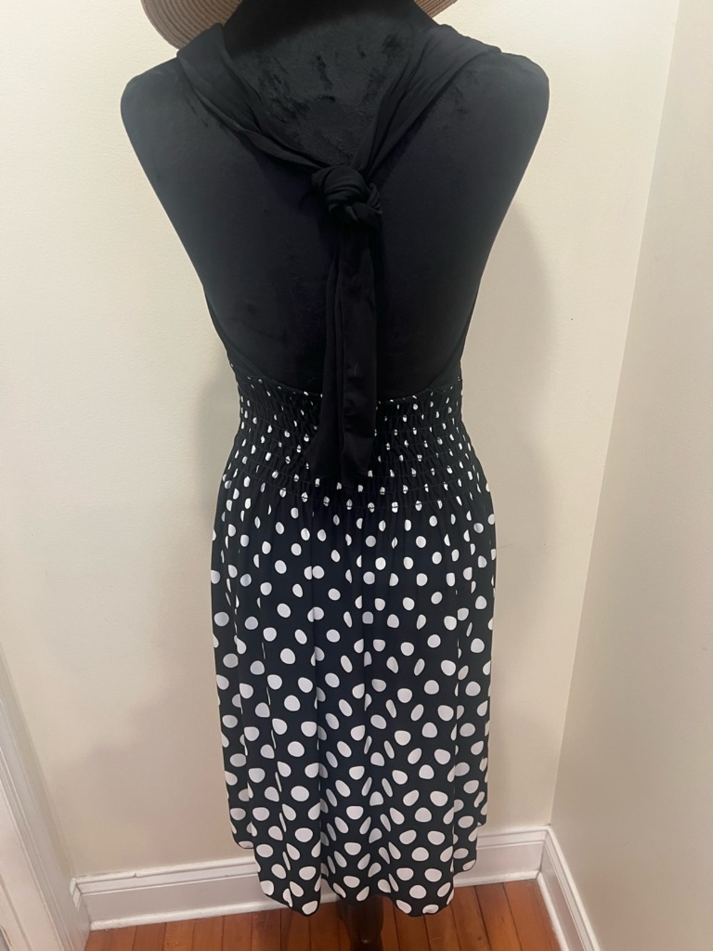 Black White Polka Dot Halter Dress Smocked Waist Fit Flare Pinup Small - Picture 7 of 9